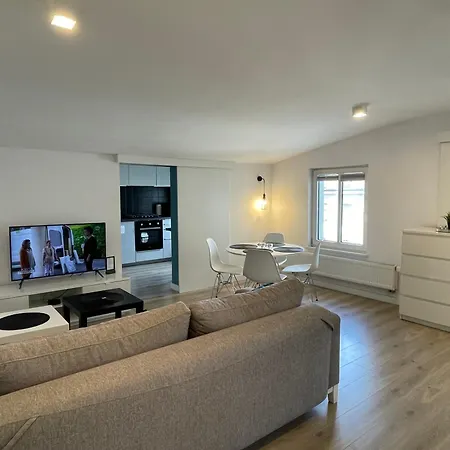 Apartment Home3city 3maja